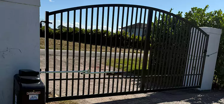 Driveway Fence Repair Sherbrooke